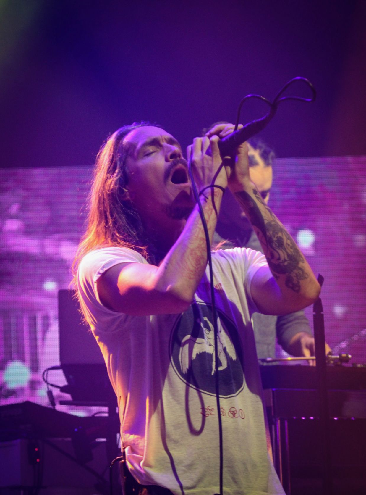 Brandon Boyd performs with Incubus at the Orpheum Theater in Omaha.